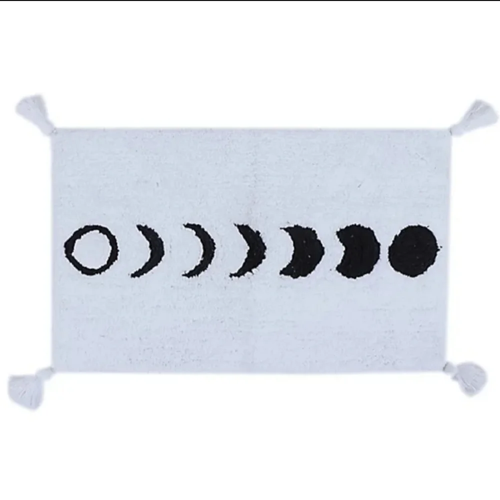 Vienna Lunar Phases of the Moon Accent Rug in White/Black Wild Sage BNWT SO